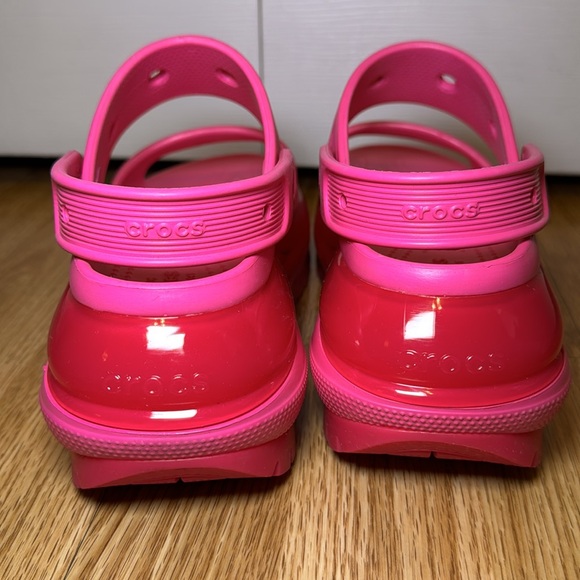 Pink Mega Crush crocs. M5 W7 - Picture 3 of 5